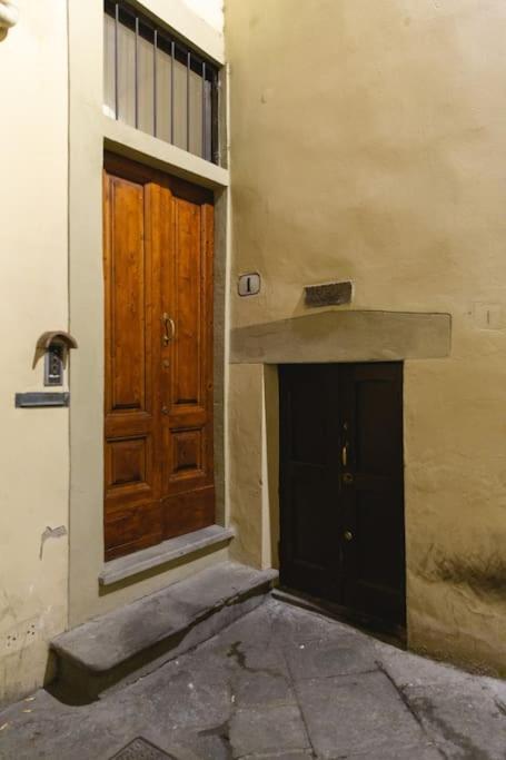 Cozy And Charmin 3Br Apartment Steps By Duomo Флоренция Экстерьер фото